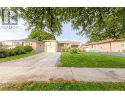 MAIN - 20 PIXLEY CRESCENT, Toronto, Ontario