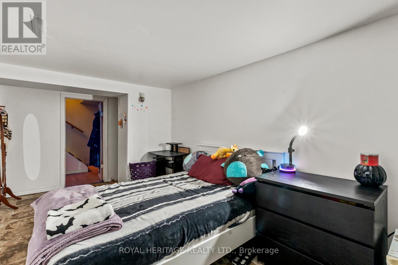 42 Billingsgate Crescent, Ajax, Ontario  L1S 2R8 - Photo 19 - E12449730
