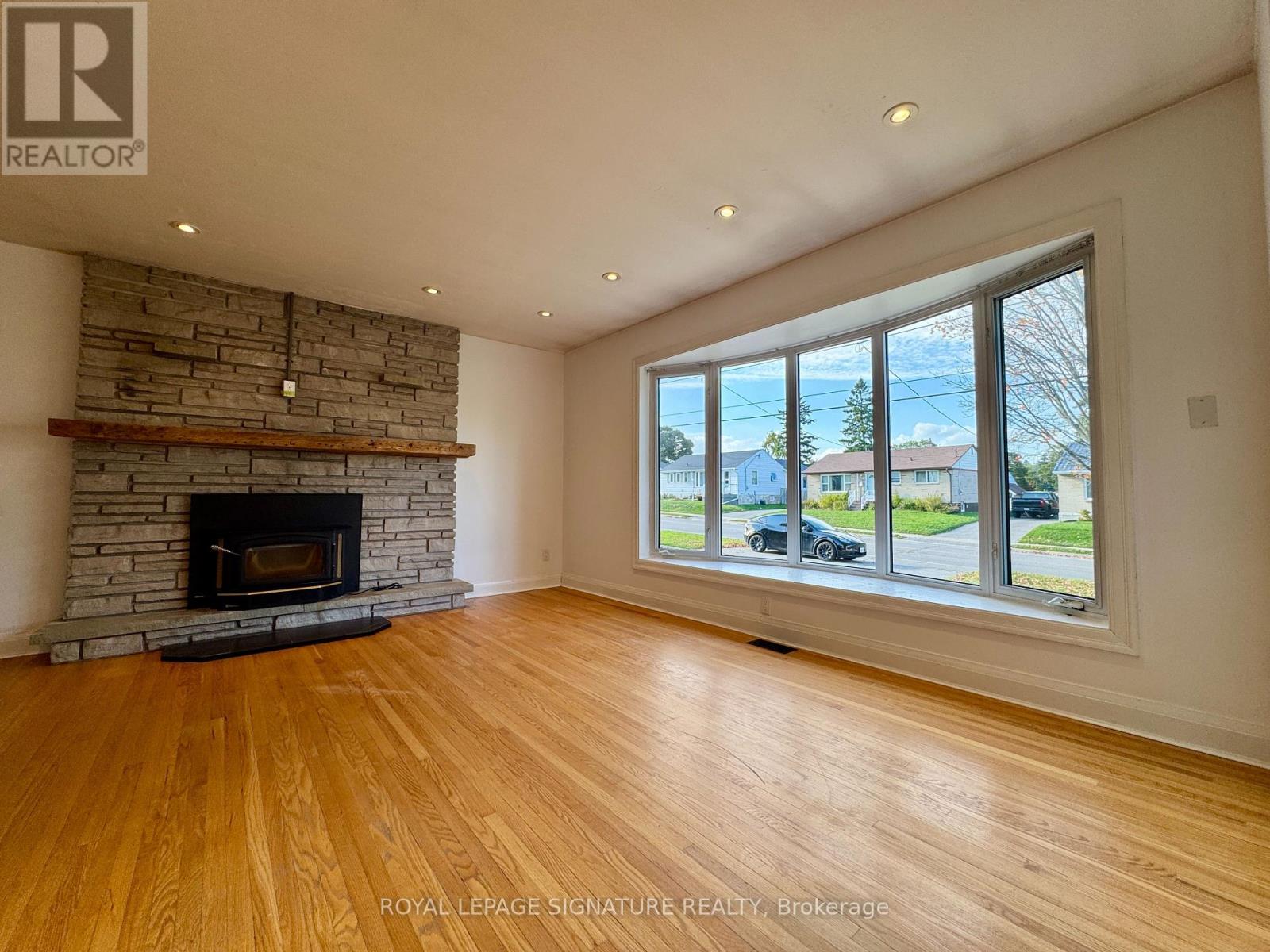 Main - 487 Annapolis Avenue, Oshawa, Ontario  L1J 2Y8 - Photo 2 - E12449743