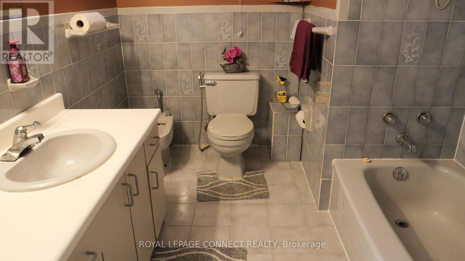 Lower - 1222 Brimley Road, Toronto, Ontario  M1P 3G4 - Photo 17 - E12449749