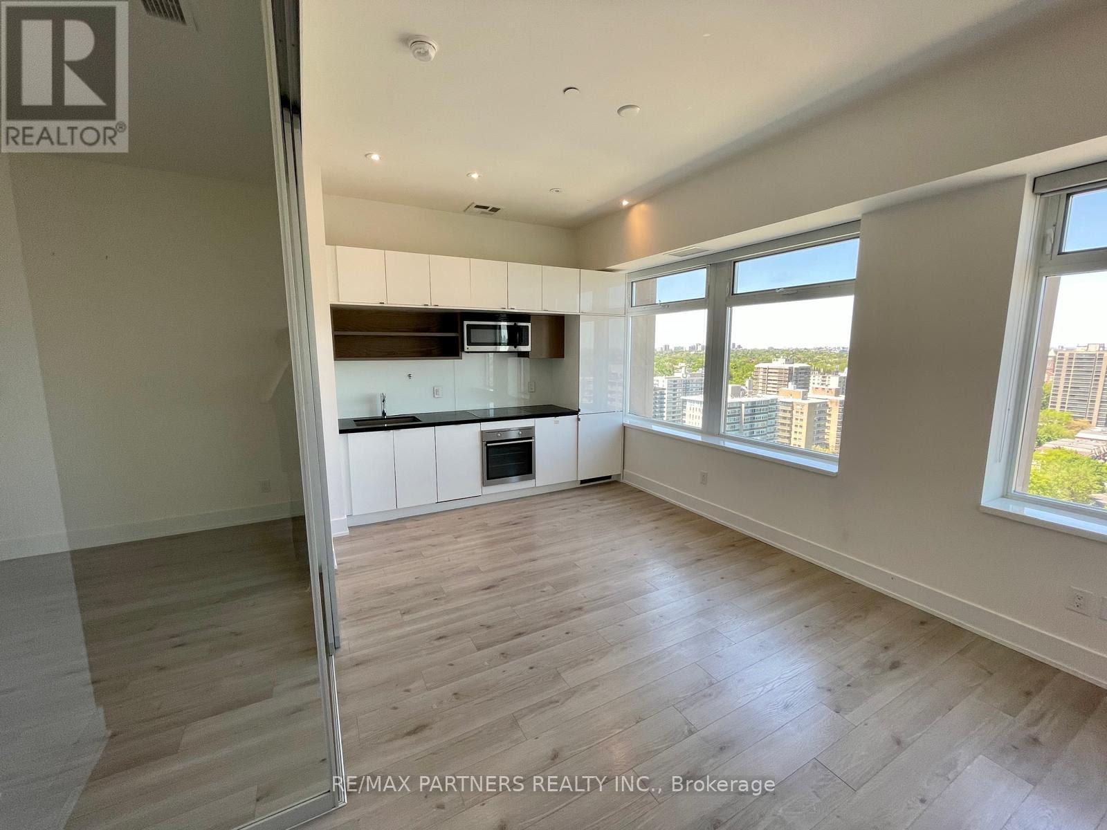 1701 - 111 St Clair Avenue W, Toronto, Ontario  M4V 1N5 - Photo 3 - C12447321