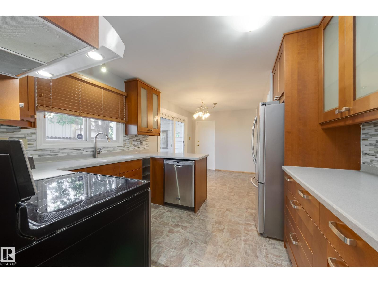 5403 39a Av Nw, Edmonton, Alberta  T6L 2E3 - Photo 14 - E4461150