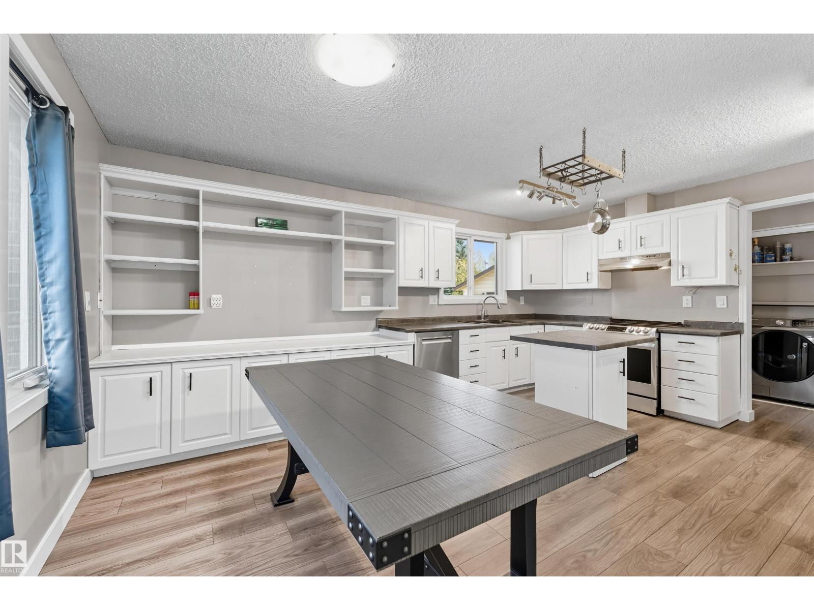 363 Huffman Cr Nw, Edmonton, Alberta  T5A 4C9 - Photo 15 - E4461152