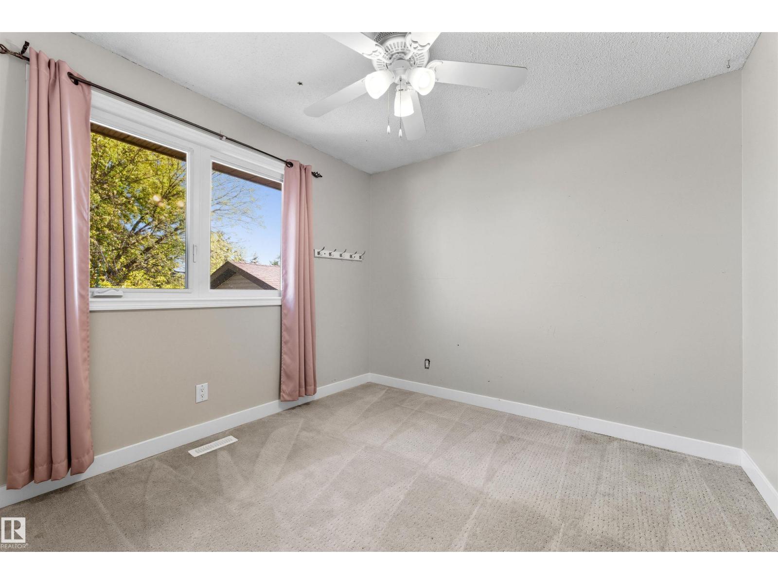 363 Huffman Cr Nw, Edmonton, Alberta  T5A 4C9 - Photo 27 - E4461152