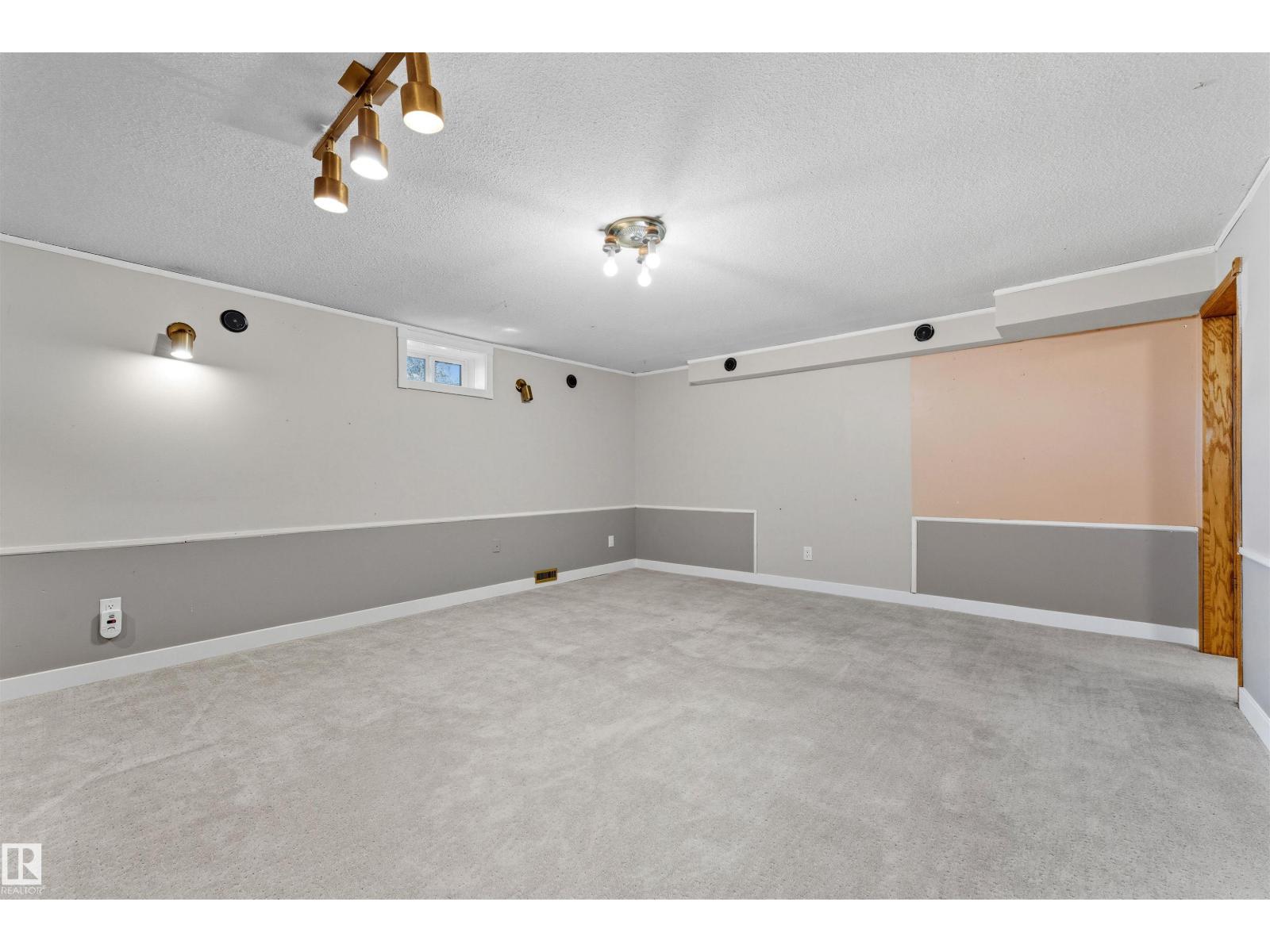 363 Huffman Cr Nw, Edmonton, Alberta  T5A 4C9 - Photo 32 - E4461152