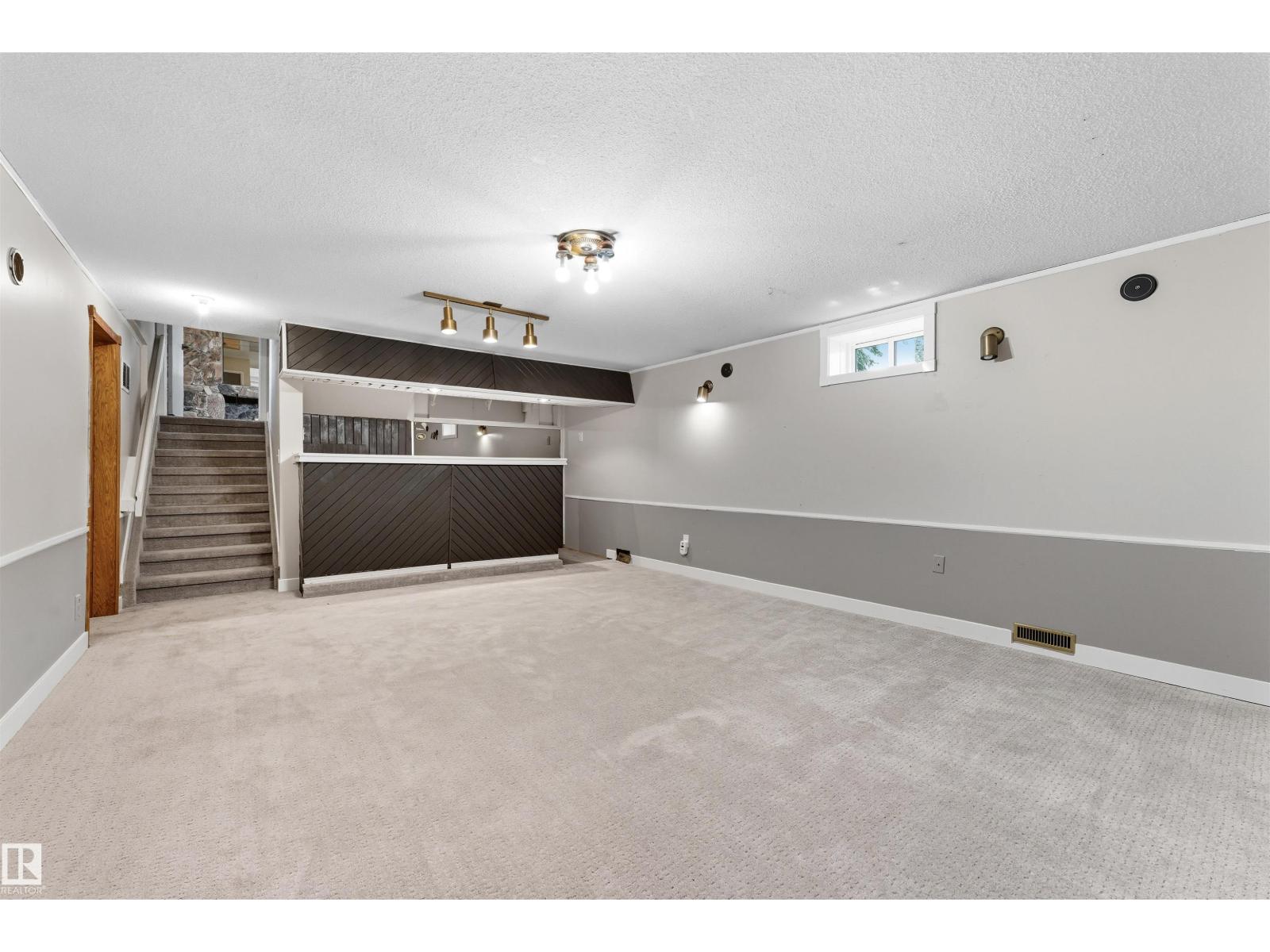 363 Huffman Cr Nw, Edmonton, Alberta  T5A 4C9 - Photo 34 - E4461152