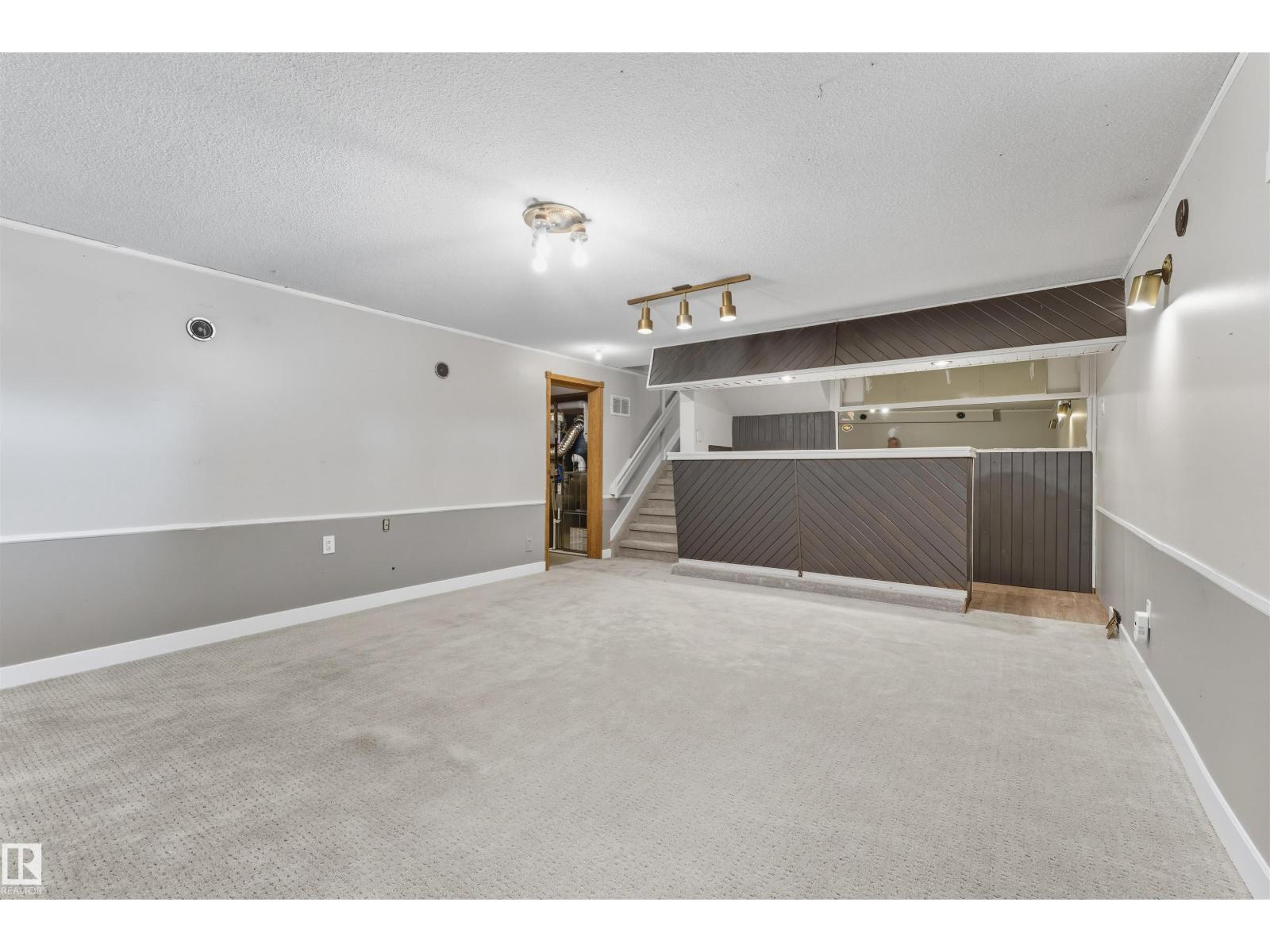 363 Huffman Cr Nw, Edmonton, Alberta  T5A 4C9 - Photo 35 - E4461152