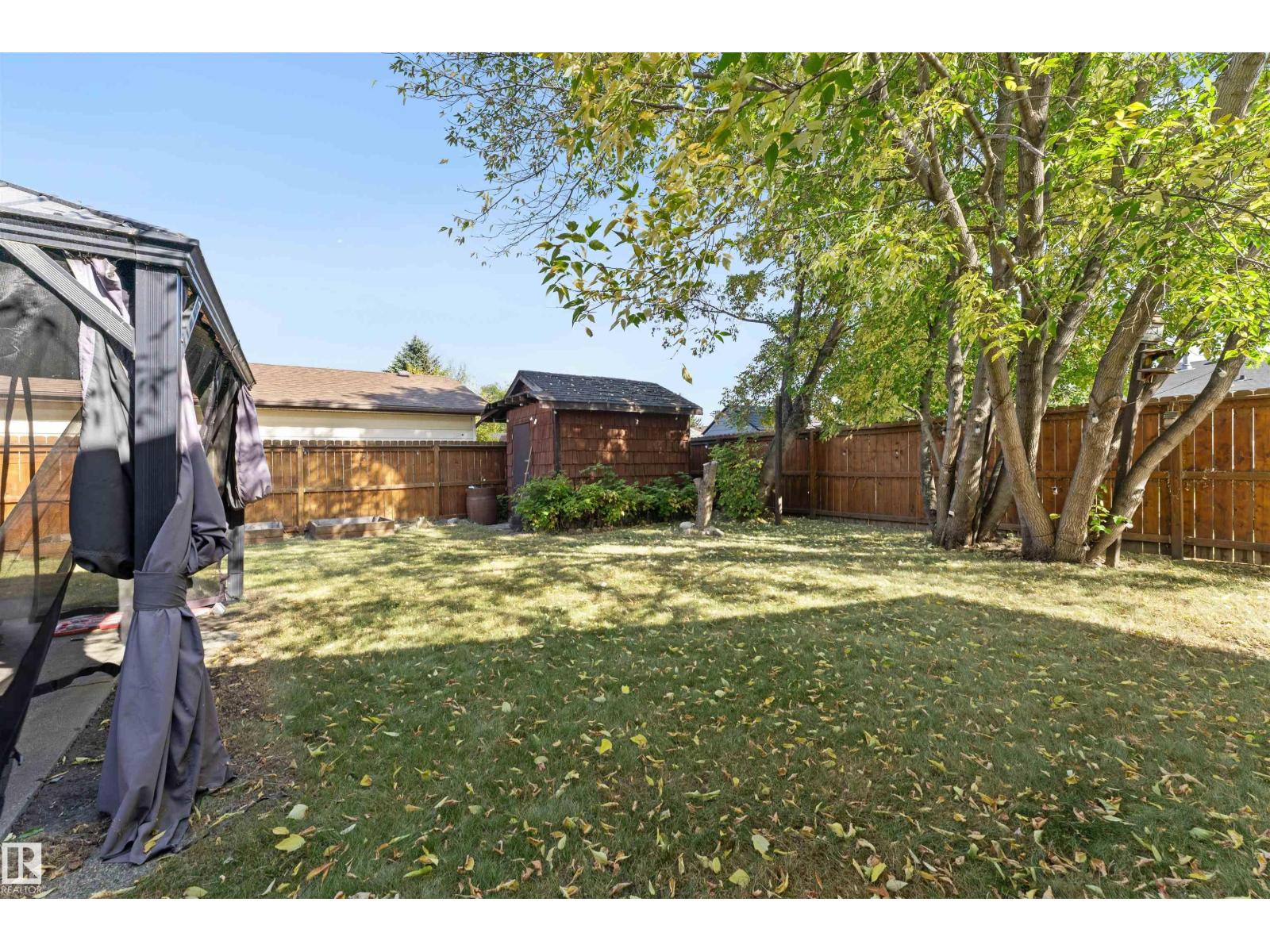 363 Huffman Cr Nw, Edmonton, Alberta  T5A 4C9 - Photo 38 - E4461152