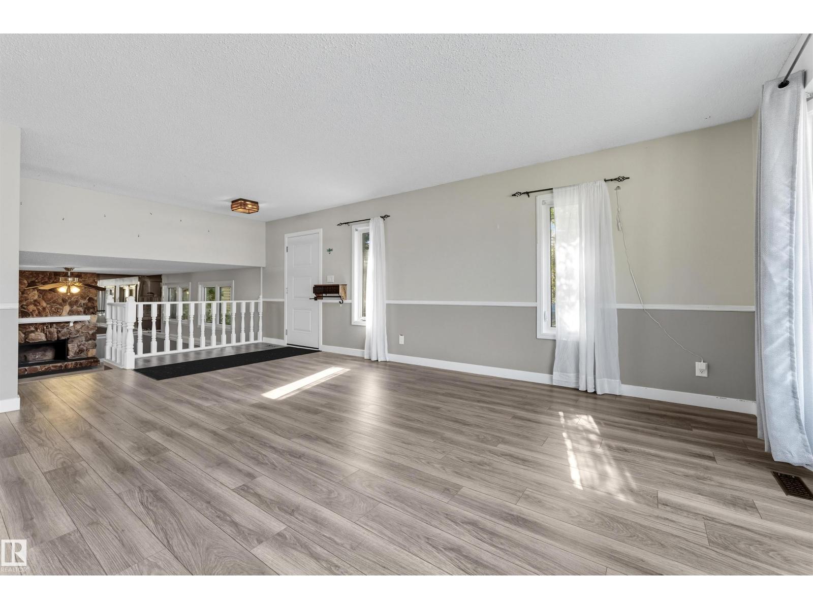 363 Huffman Cr Nw, Edmonton, Alberta  T5A 4C9 - Photo 6 - E4461152