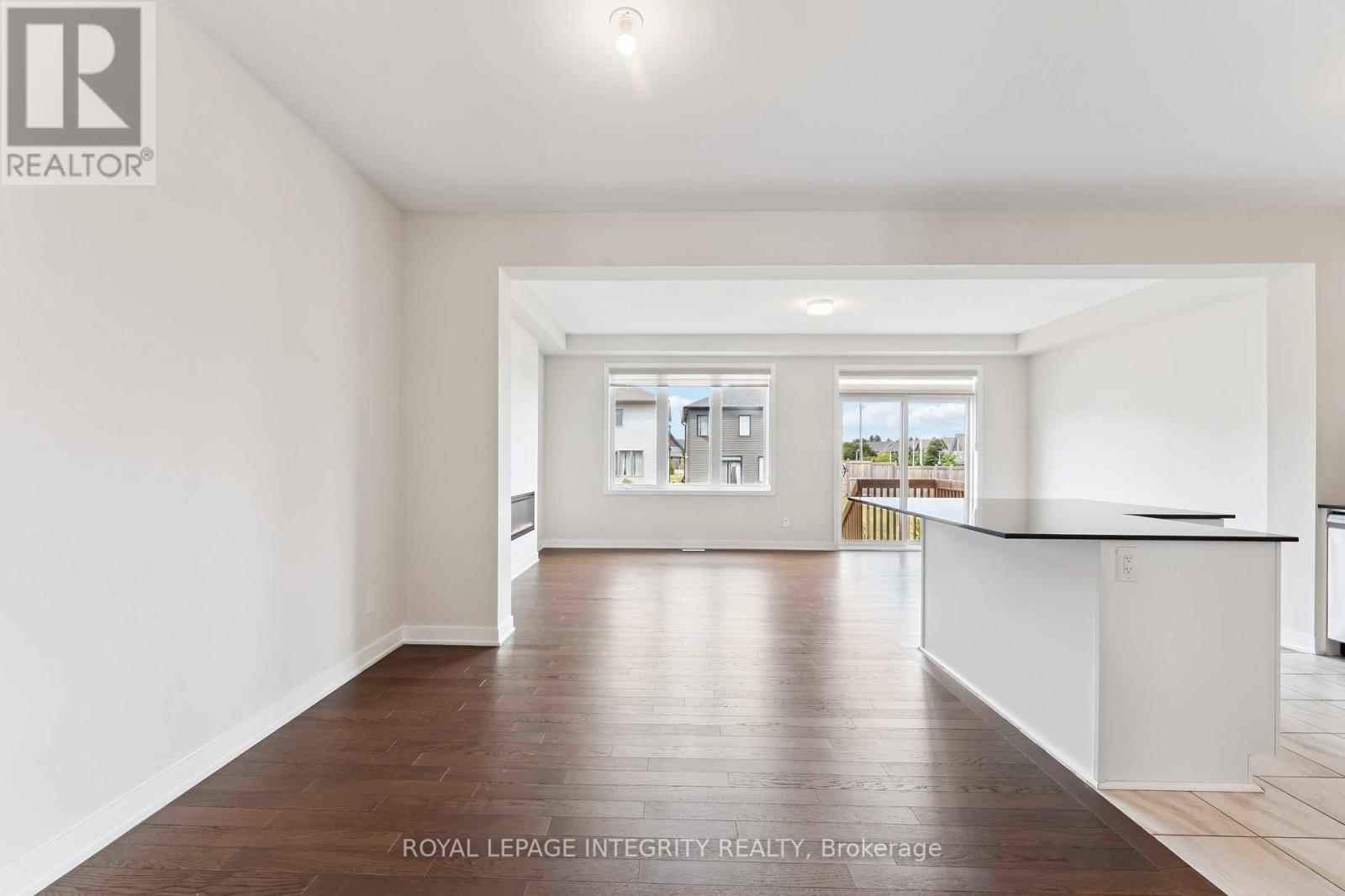 227 Ormiston Crescent, Ottawa, Ontario  K2J 7E3 - Photo 5 - X12449780