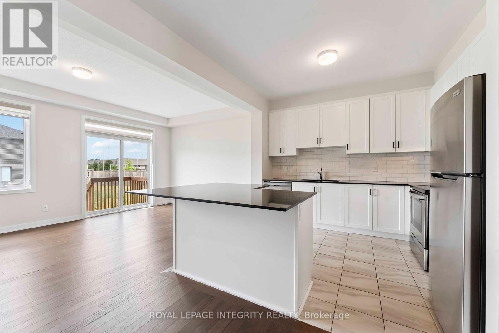 227 Ormiston Crescent, Ottawa, Ontario  K2J 7E3 - Photo 7 - X12449780