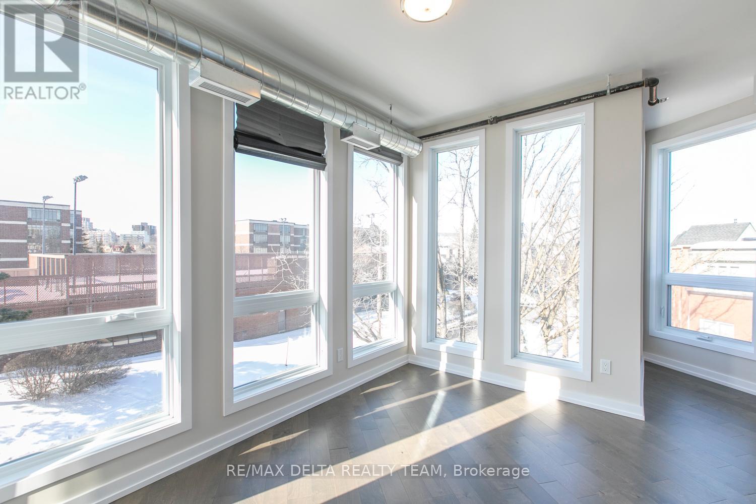 405 - 150 Greenfield Avenue, Ottawa, Ontario  K1S 5W6 - Photo 5 - X12449787