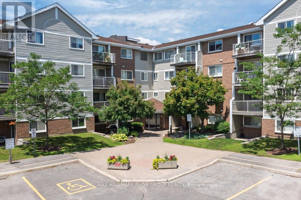 411 - 270 BRITTANY DRIVE, Ottawa, Ontario