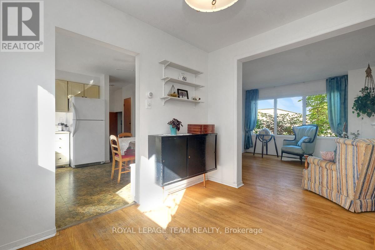 1154 Brookfield Road E, Ottawa, Ontario  K1V 6H7 - Photo 14 - X12449848