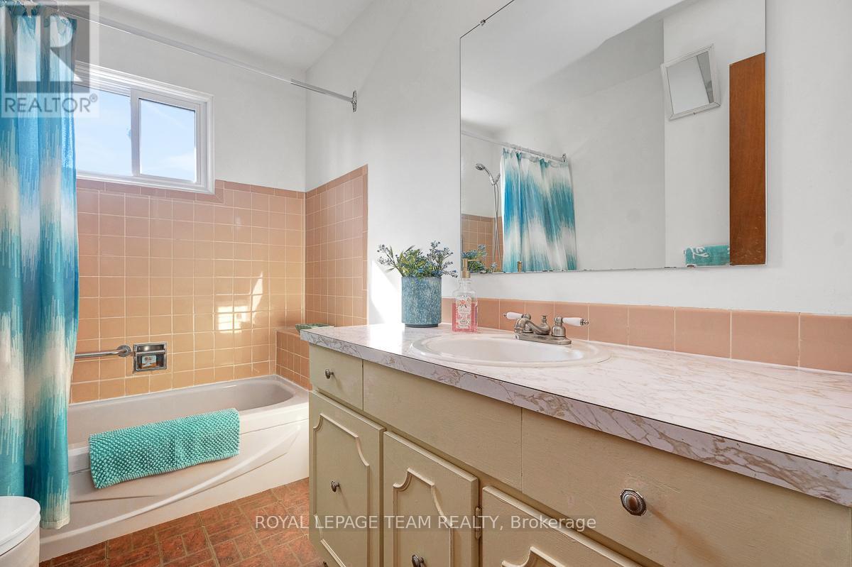 1154 Brookfield Road E, Ottawa, Ontario  K1V 6H7 - Photo 23 - X12449848