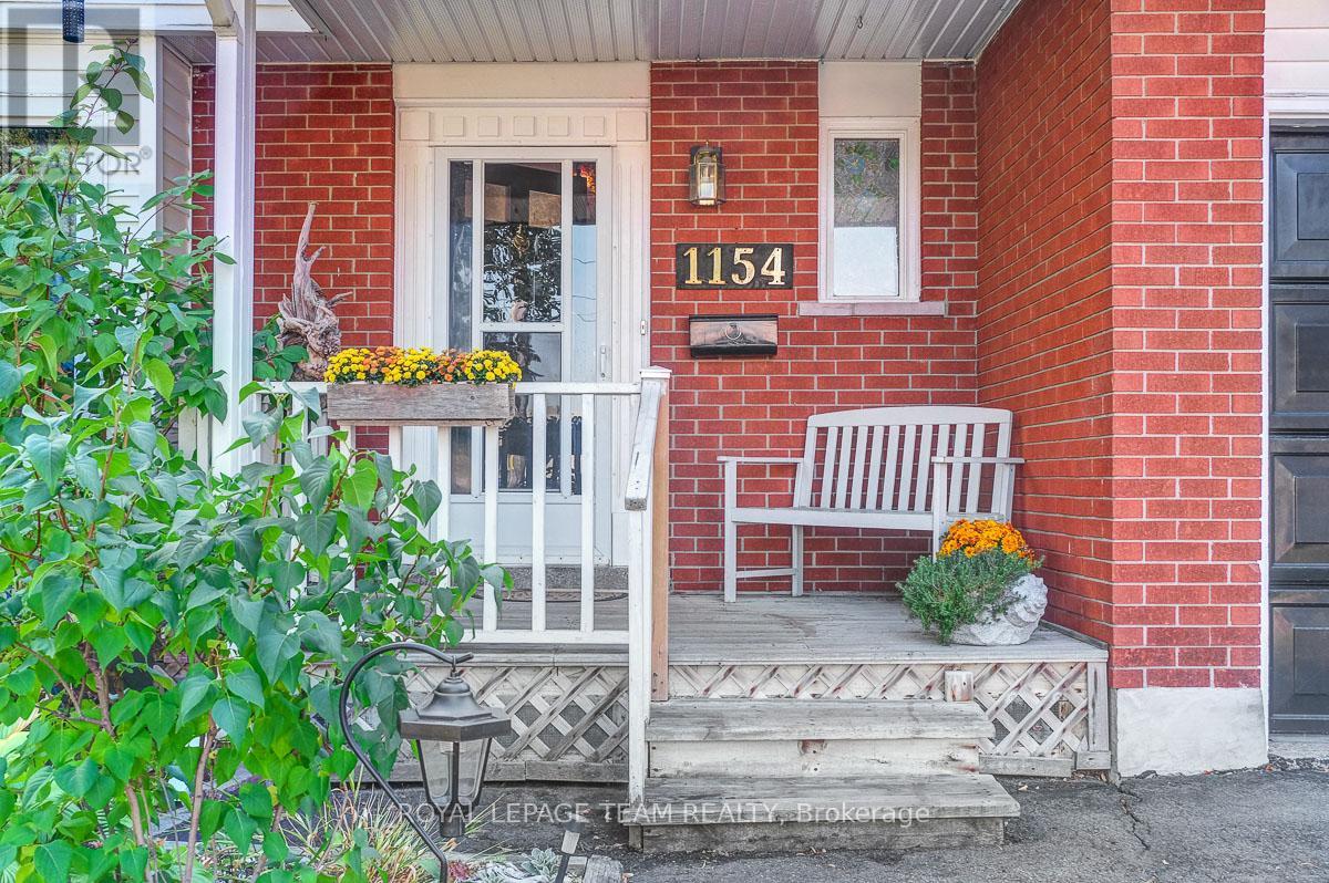 1154 Brookfield Road E, Ottawa, Ontario  K1V 6H7 - Photo 3 - X12449848