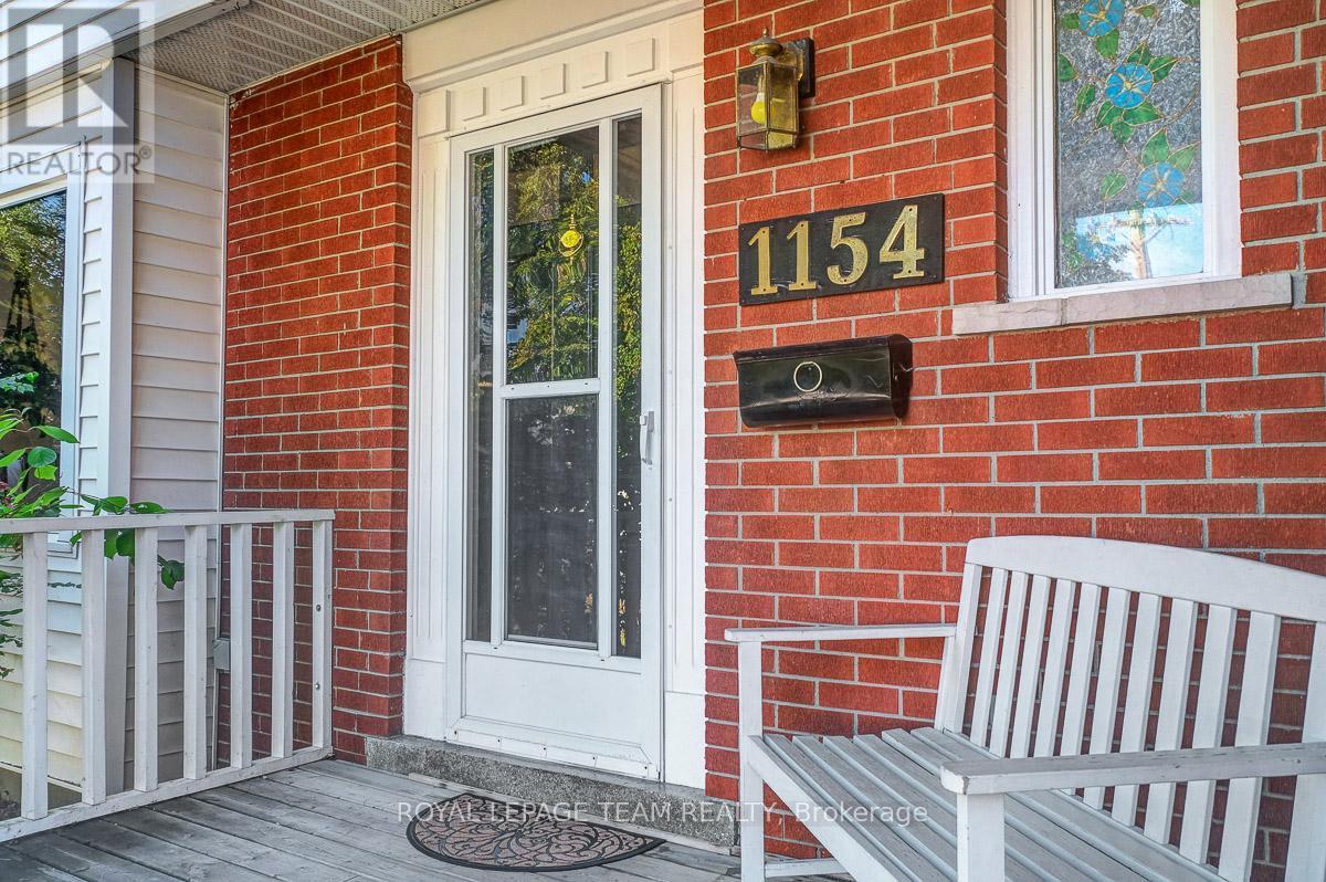 1154 Brookfield Road E, Ottawa, Ontario  K1V 6H7 - Photo 4 - X12449848