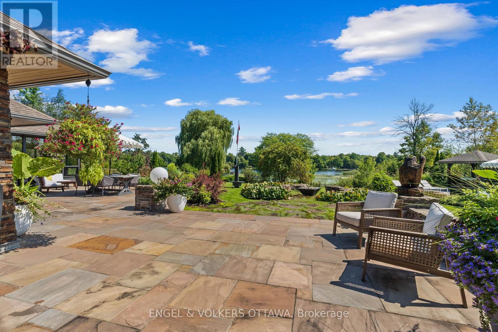 6351 Rideau Valley Drive N, Ottawa, Ontario  K4M 1B3 - Photo 11 - X12449857