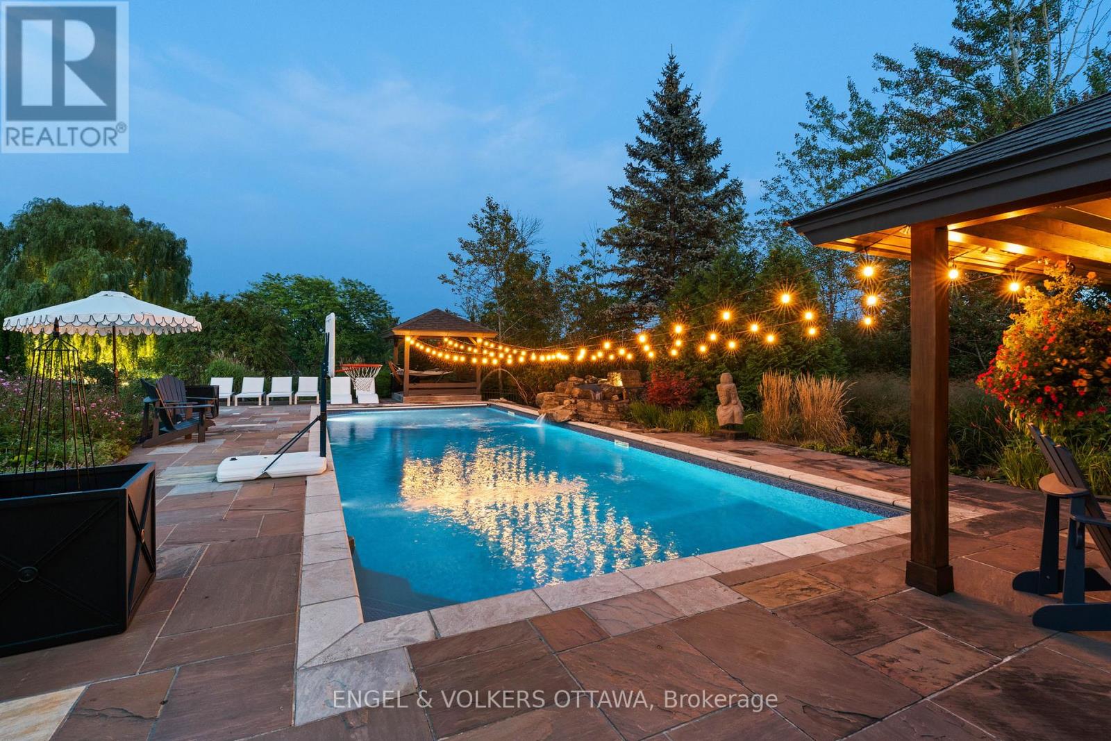 6351 Rideau Valley Drive N, Ottawa, Ontario  K4M 1B3 - Photo 12 - X12449857