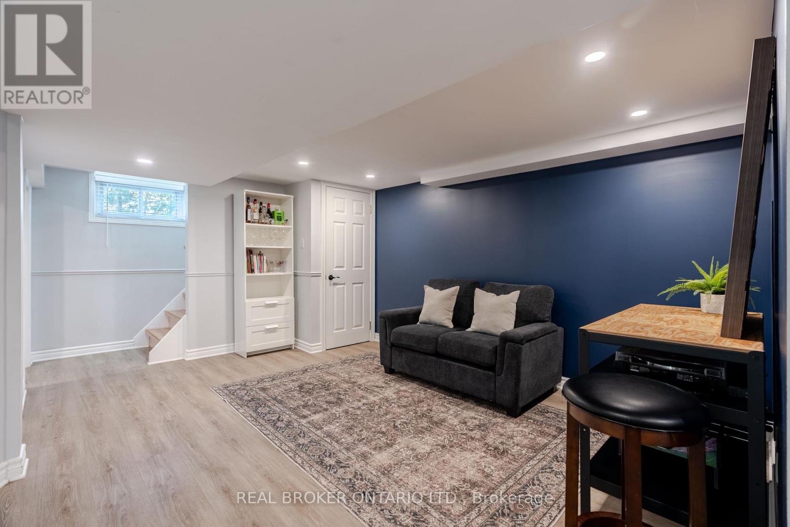 2070 Cornish Street, Ottawa, Ontario  K1G 2R8 - Photo 18 - X12449858
