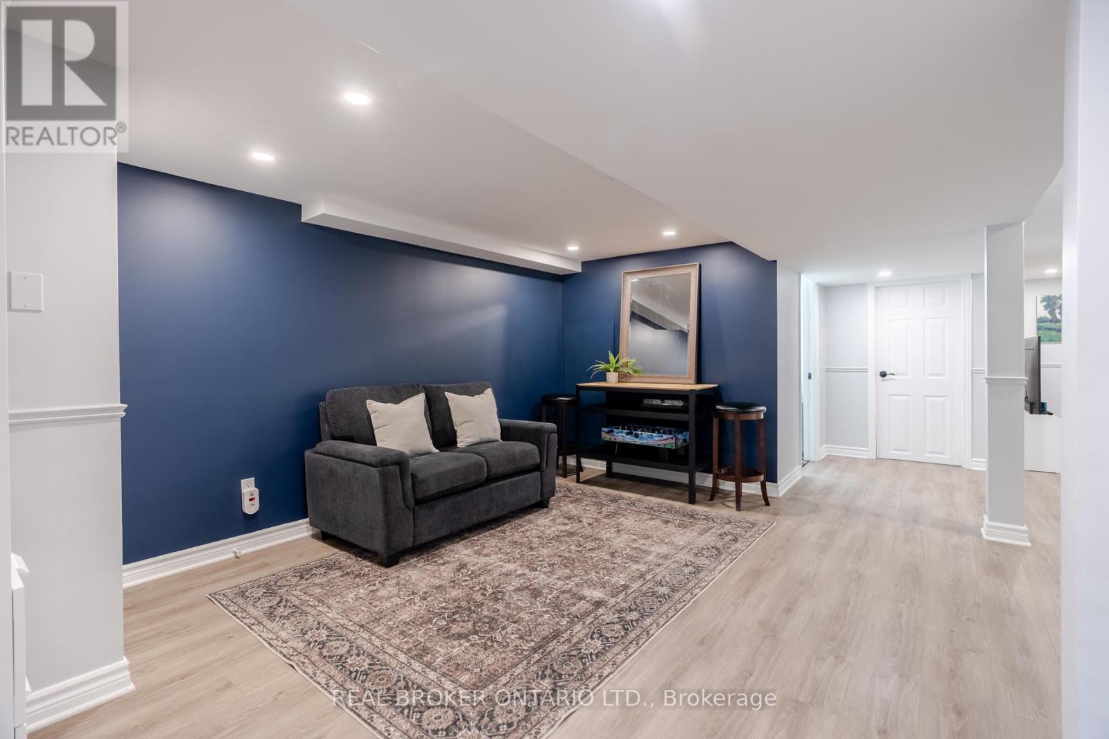 2070 Cornish Street, Ottawa, Ontario  K1G 2R8 - Photo 19 - X12449858