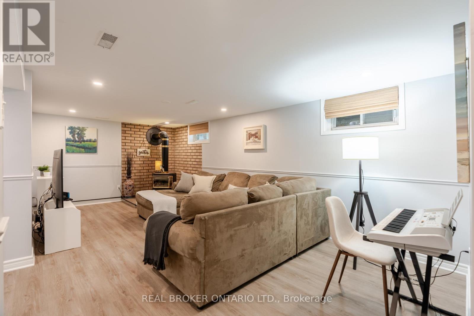 2070 Cornish Street, Ottawa, Ontario  K1G 2R8 - Photo 20 - X12449858
