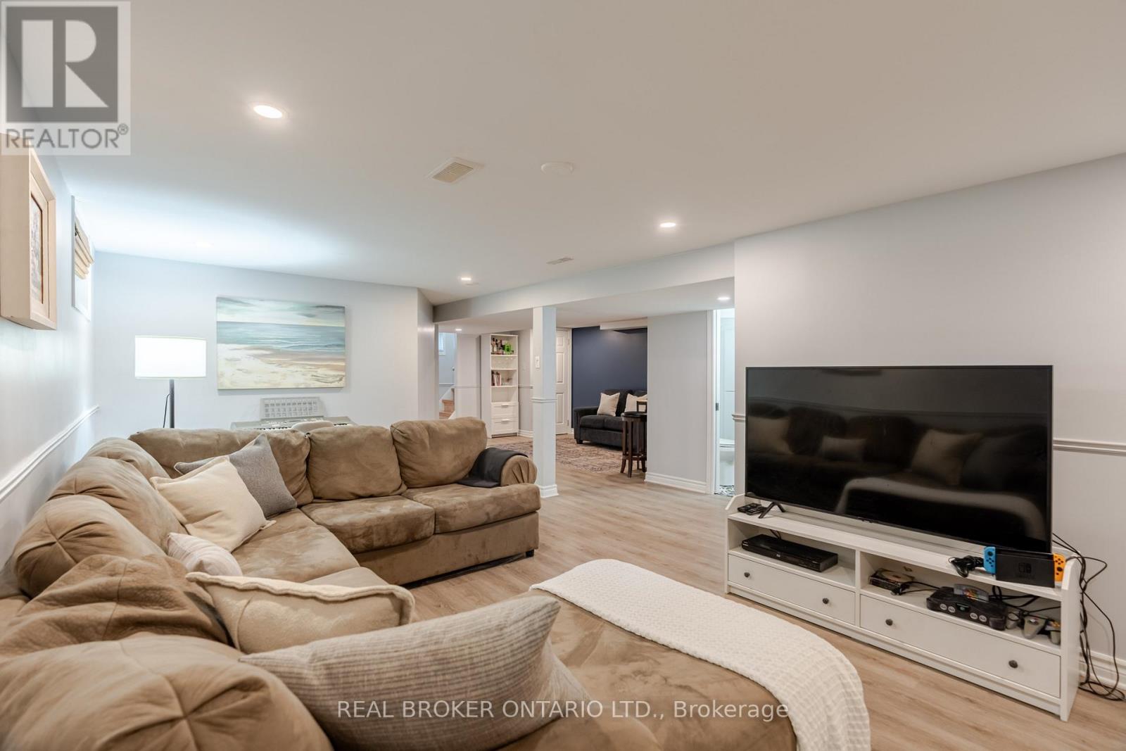 2070 Cornish Street, Ottawa, Ontario  K1G 2R8 - Photo 22 - X12449858