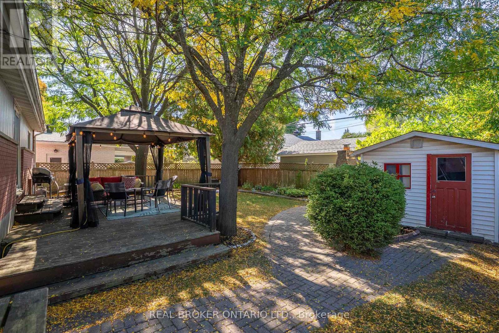 2070 Cornish Street, Ottawa, Ontario  K1G 2R8 - Photo 25 - X12449858