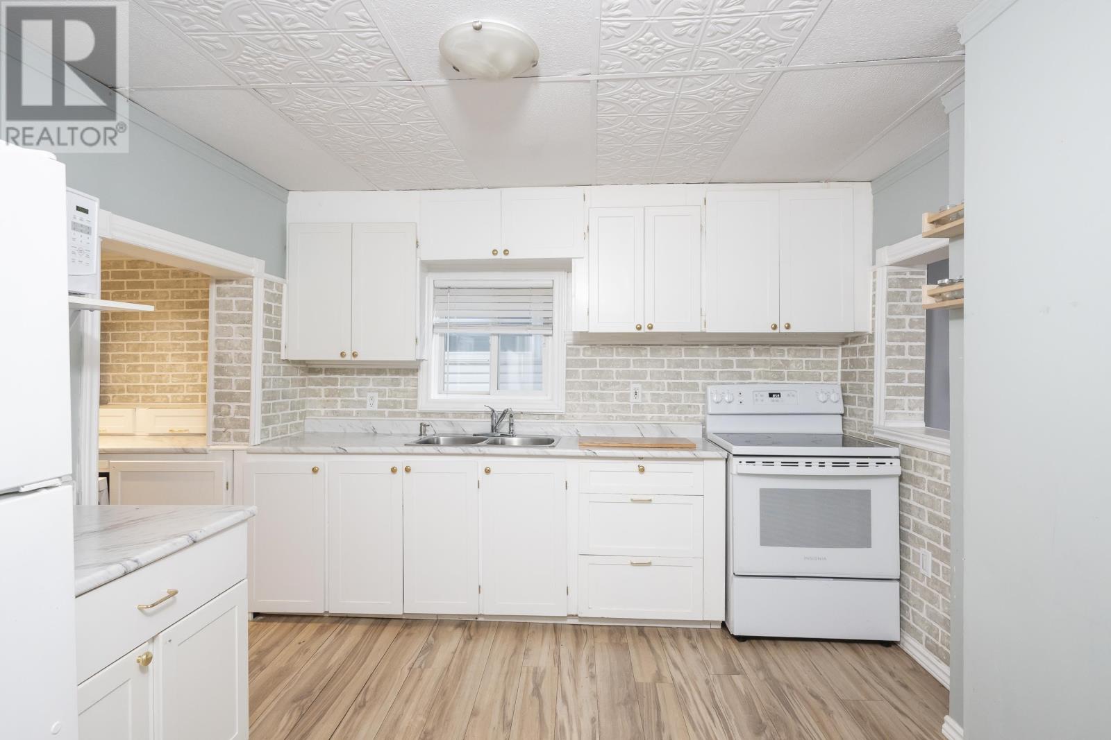 128 High St N, Thunder Bay, Ontario  P7A 5R4 - Photo 7 - TB253029