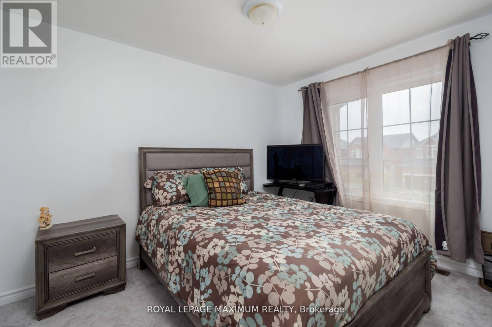 1518 Farrow Crescent, Innisfil, Ontario  L9S 0L6 - Photo 26 - N12449598