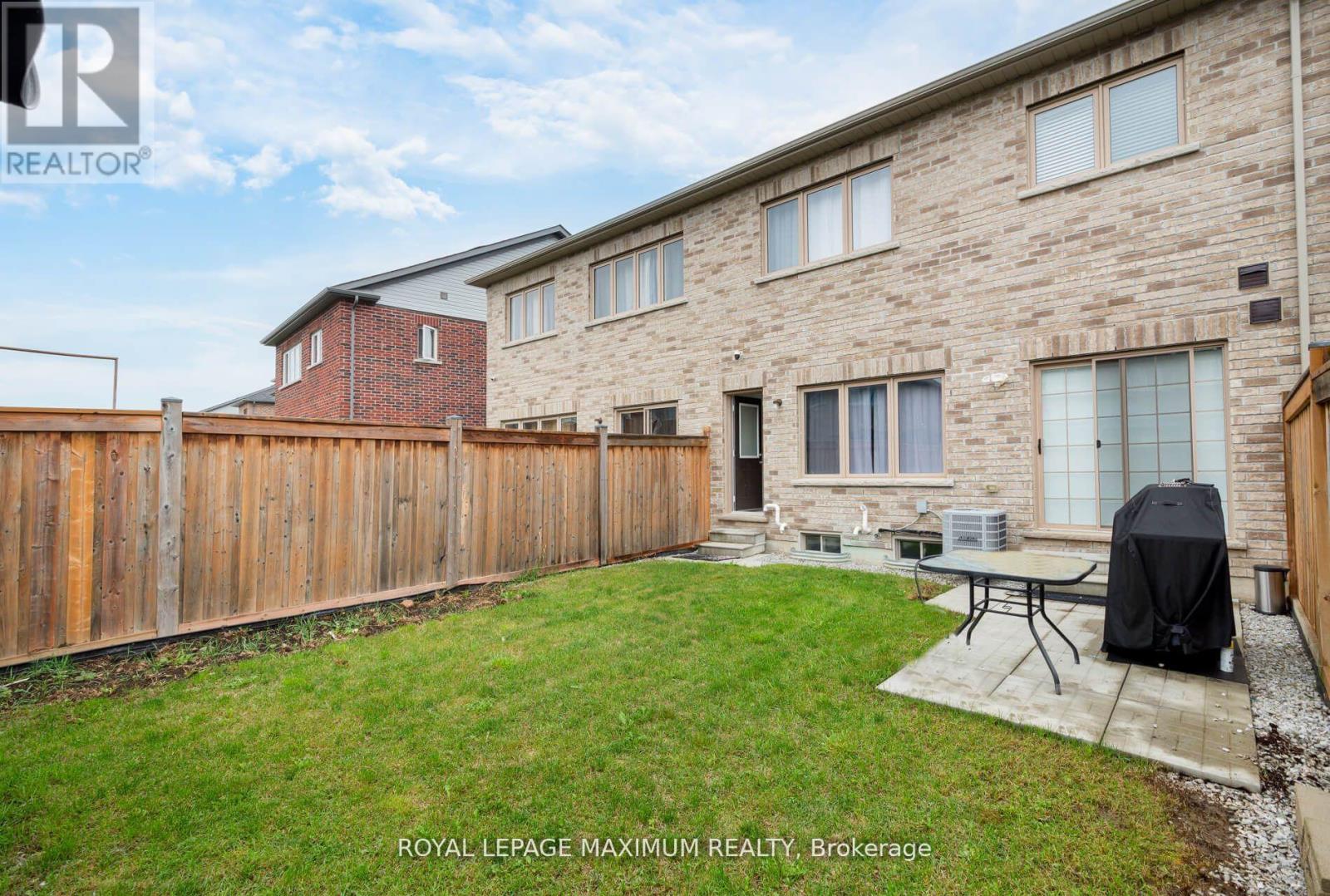 1518 Farrow Crescent, Innisfil, Ontario  L9S 0L6 - Photo 32 - N12449598