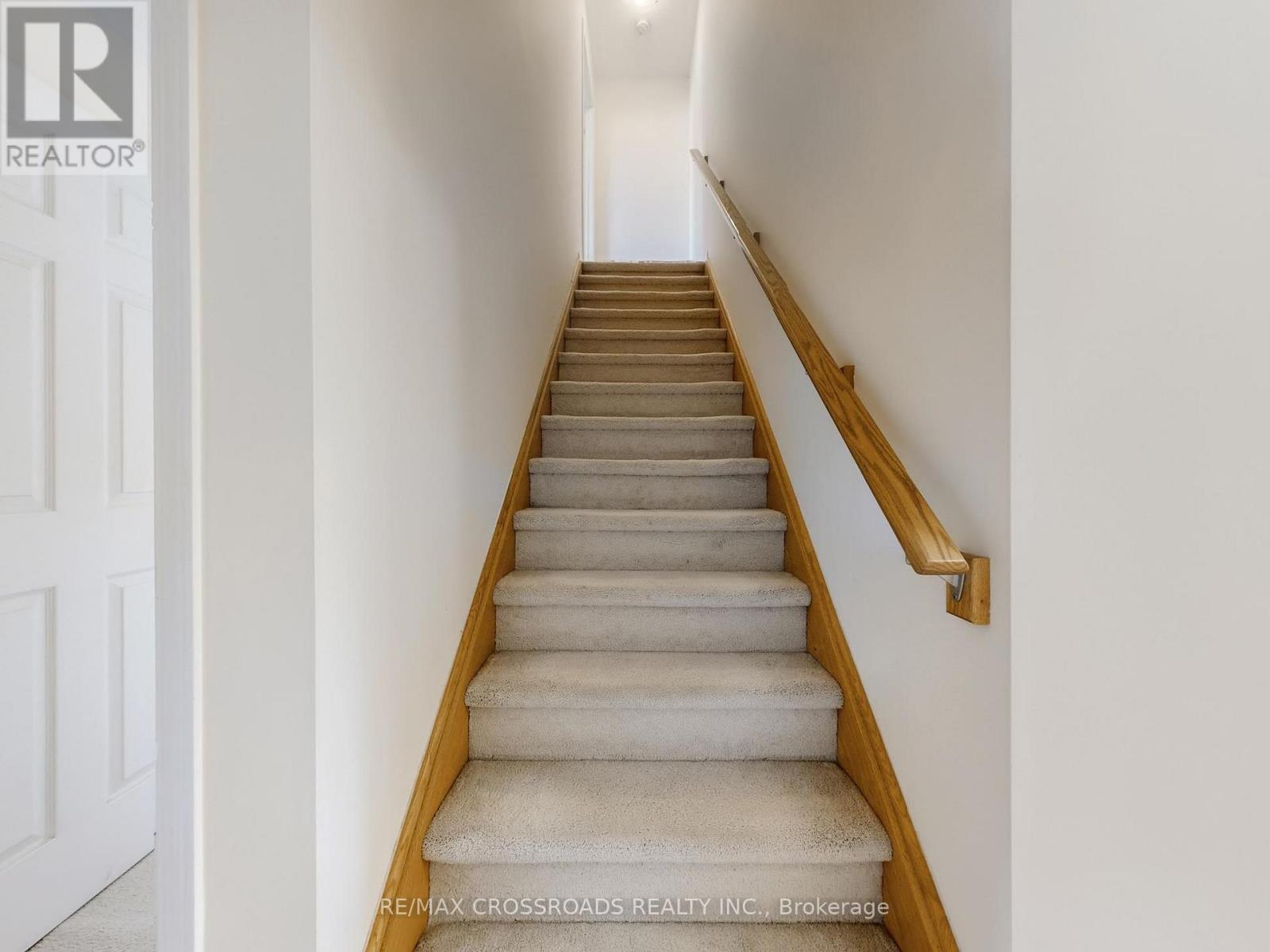 2723 Bur Oak Avenue, Markham, Ontario  L6B 1K7 - Photo 20 - N12449605