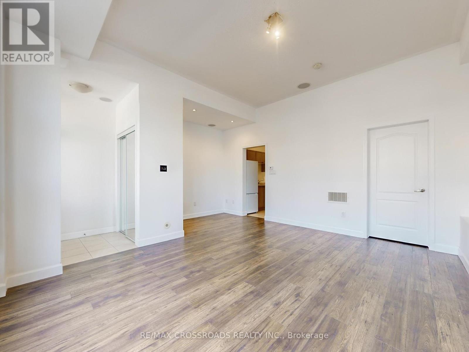 2723 Bur Oak Avenue, Markham, Ontario  L6B 1K7 - Photo 31 - N12449605