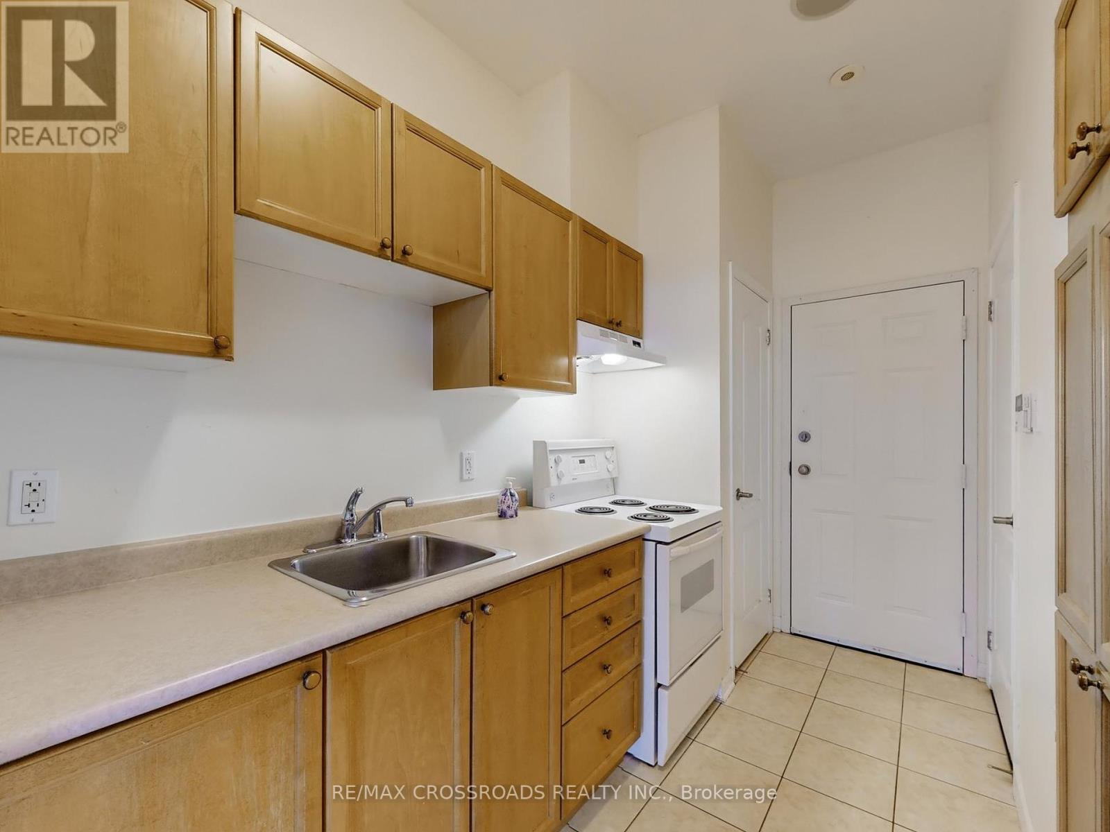 2723 Bur Oak Avenue, Markham, Ontario  L6B 1K7 - Photo 33 - N12449605