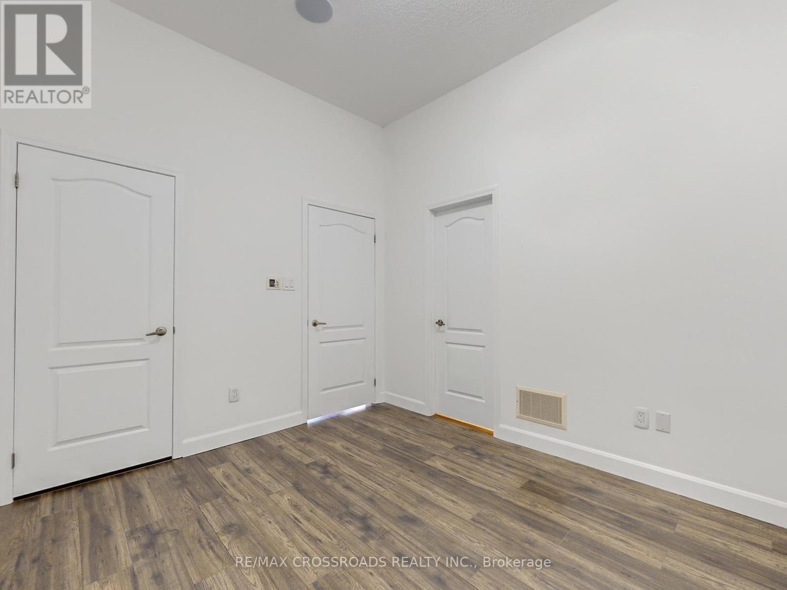 2723 Bur Oak Avenue, Markham, Ontario  L6B 1K7 - Photo 36 - N12449605