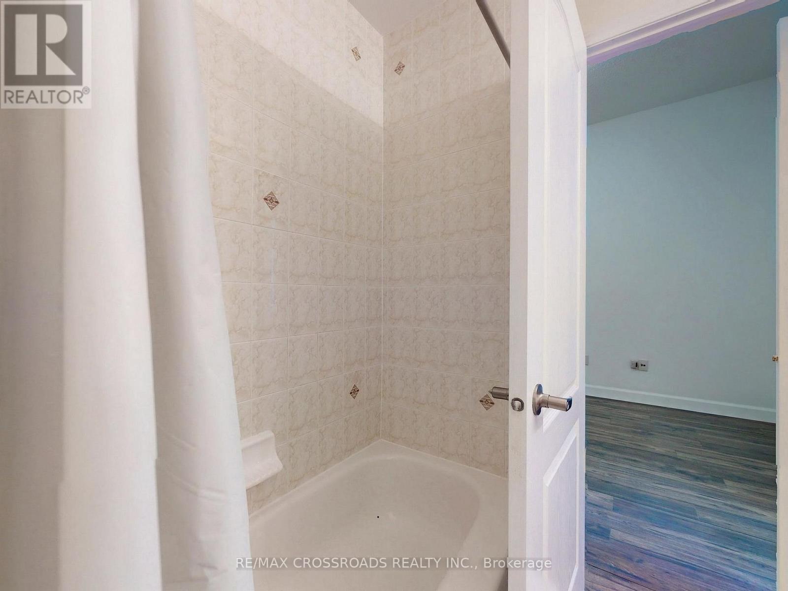 2723 Bur Oak Avenue, Markham, Ontario  L6B 1K7 - Photo 38 - N12449605