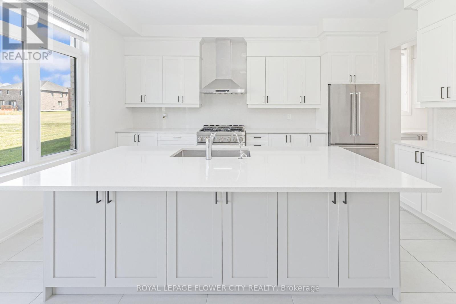 11 Wintergreen Lane N, Adjala-Tosorontio, Ontario  L0G 1W0 - Photo 12 - N12449626