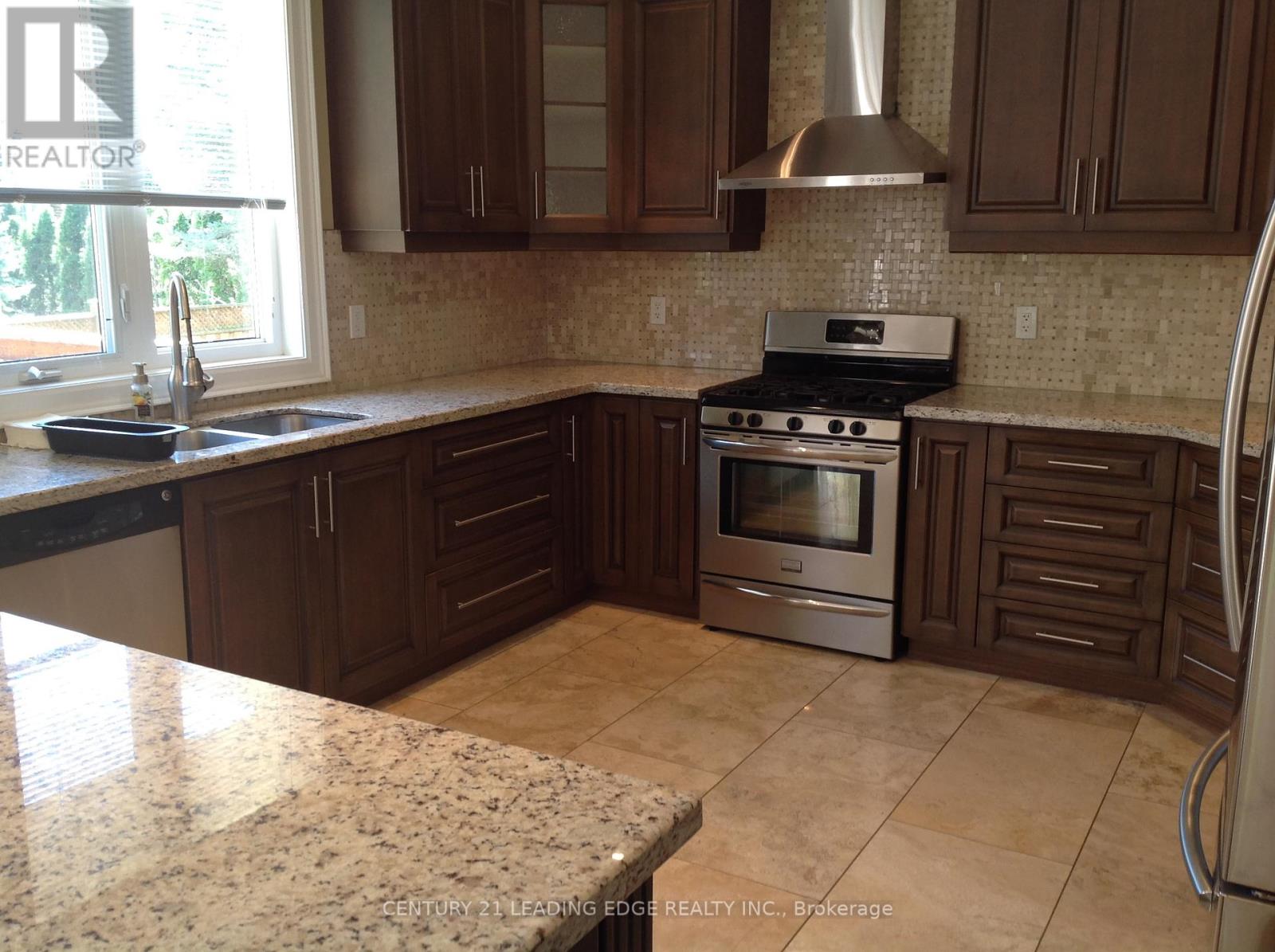 61 Nelson Street, Markham, Ontario  L3P 0E9 - Photo 17 - N12449644