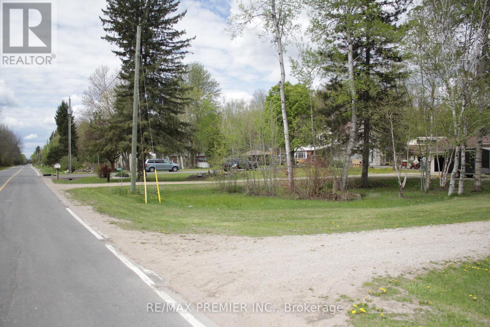 5258 30th Side Road, Essa, Ontario  L0M 1T0 - Photo 32 - N12449690