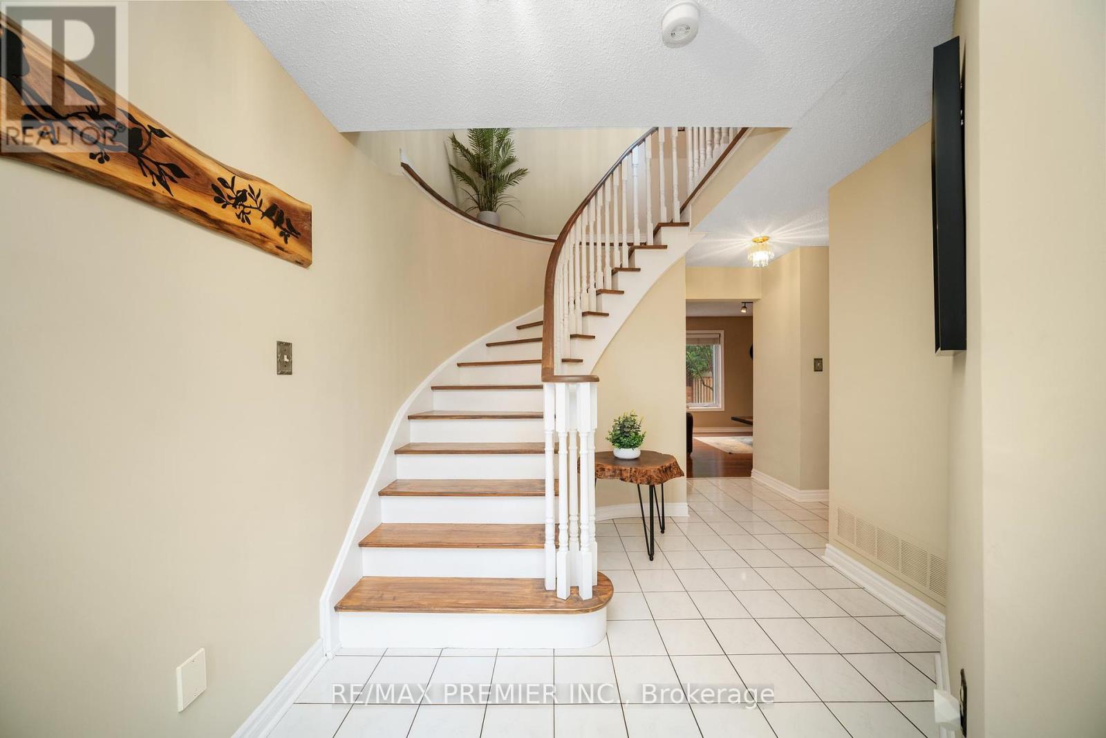618 Ponting Place, Newmarket, Ontario  L3X 1T4 - Photo 16 - N12449734