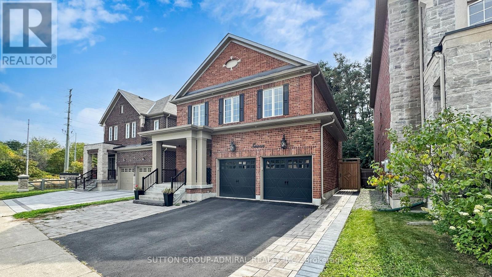 7 Fitzmaurice Drive, Vaughan, Ontario  L6A 4X7 - Photo 2 - N12449767
