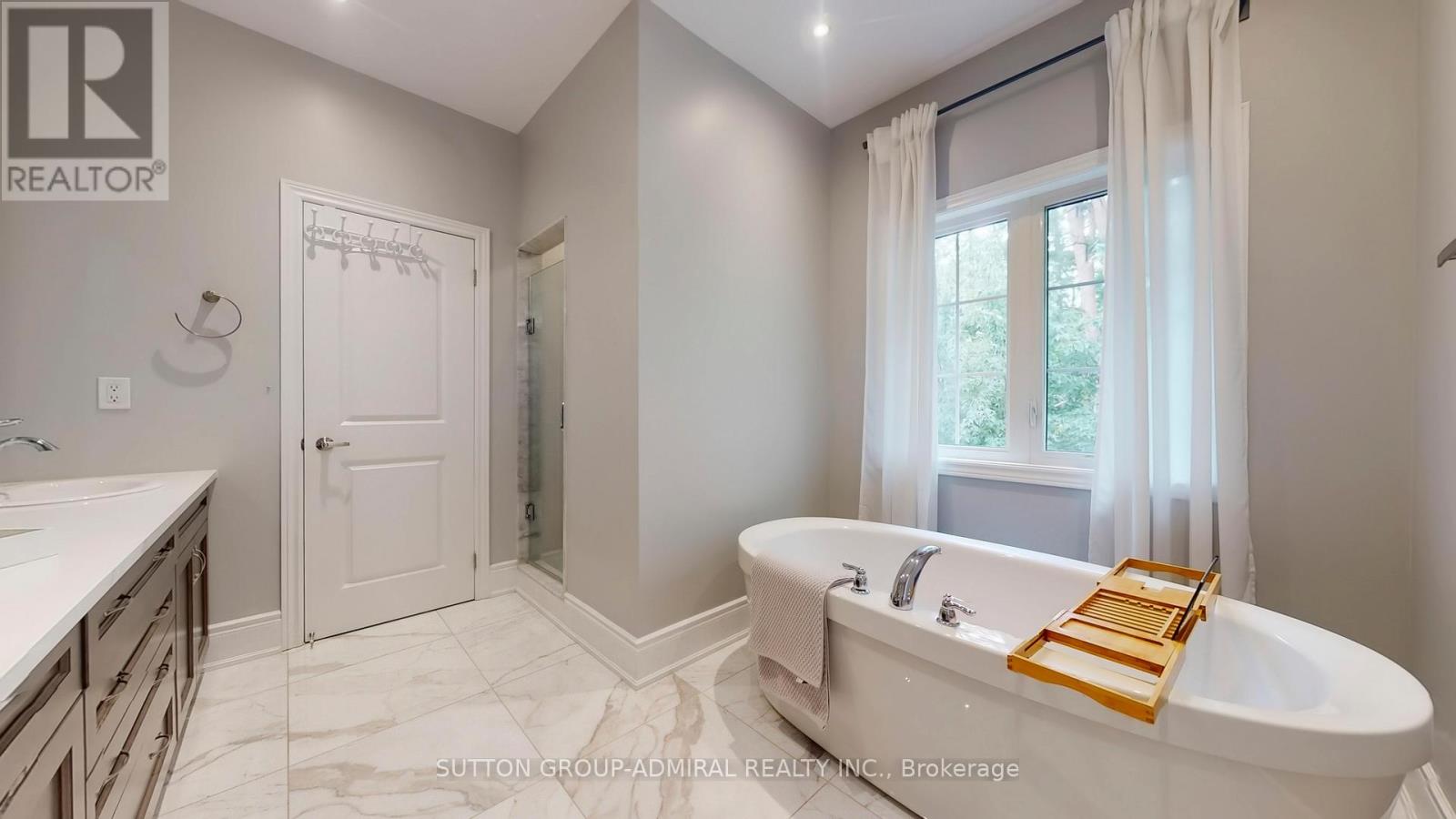 7 Fitzmaurice Drive, Vaughan, Ontario  L6A 4X7 - Photo 26 - N12449767