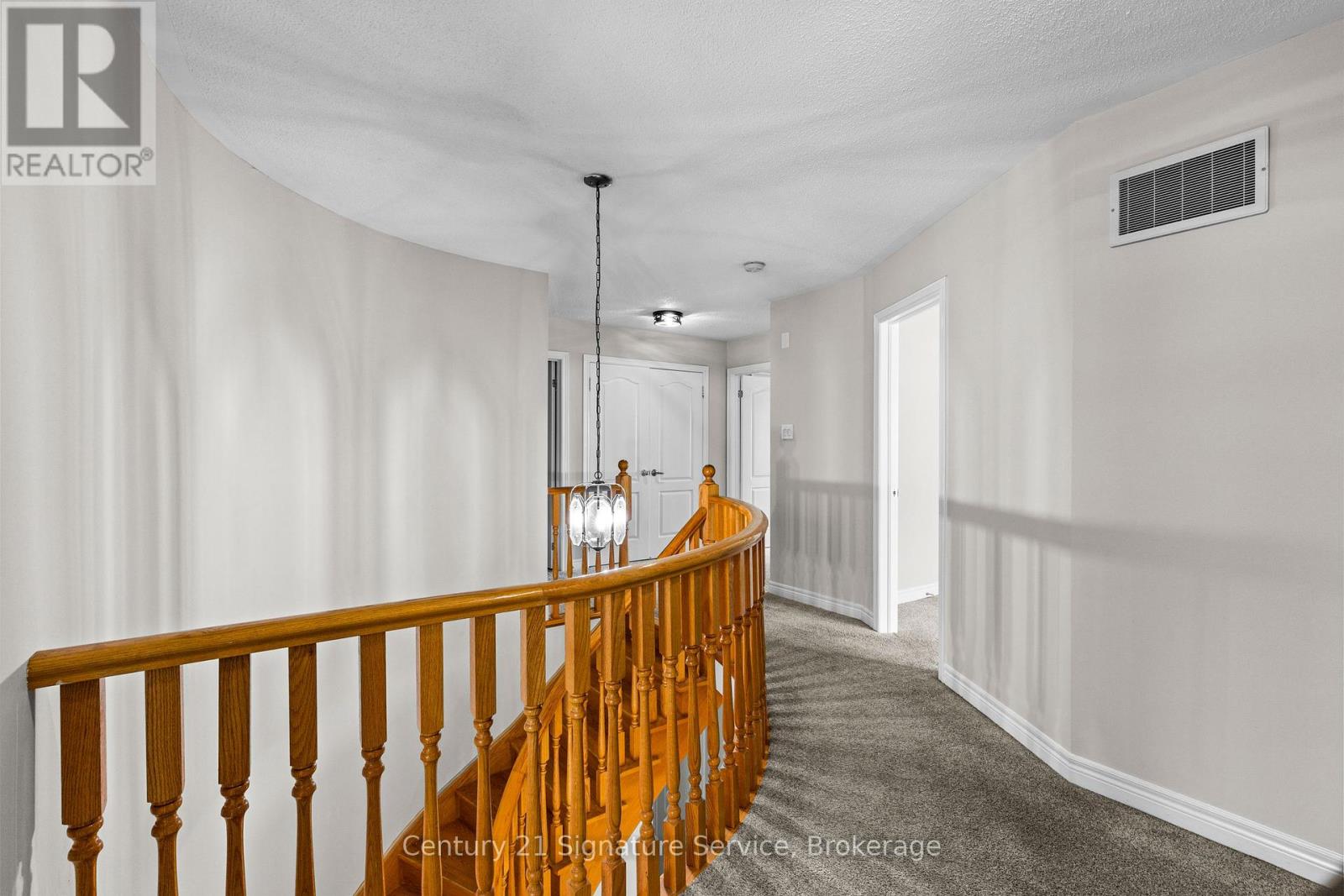54 Millhouse Mews, Brampton, Ontario  L6Y 5J8 - Photo 17 - W12437149