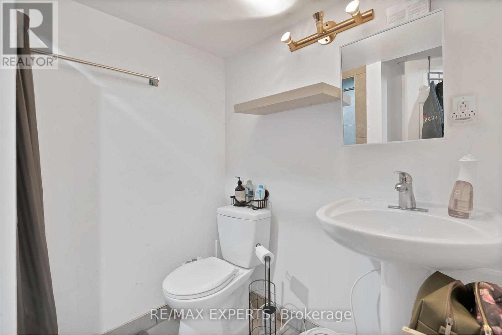 56 San Marino Way, Toronto (Glenfield-Jane Heights), Ontario  M3N 2Y3 - Photo 35 - W12448829