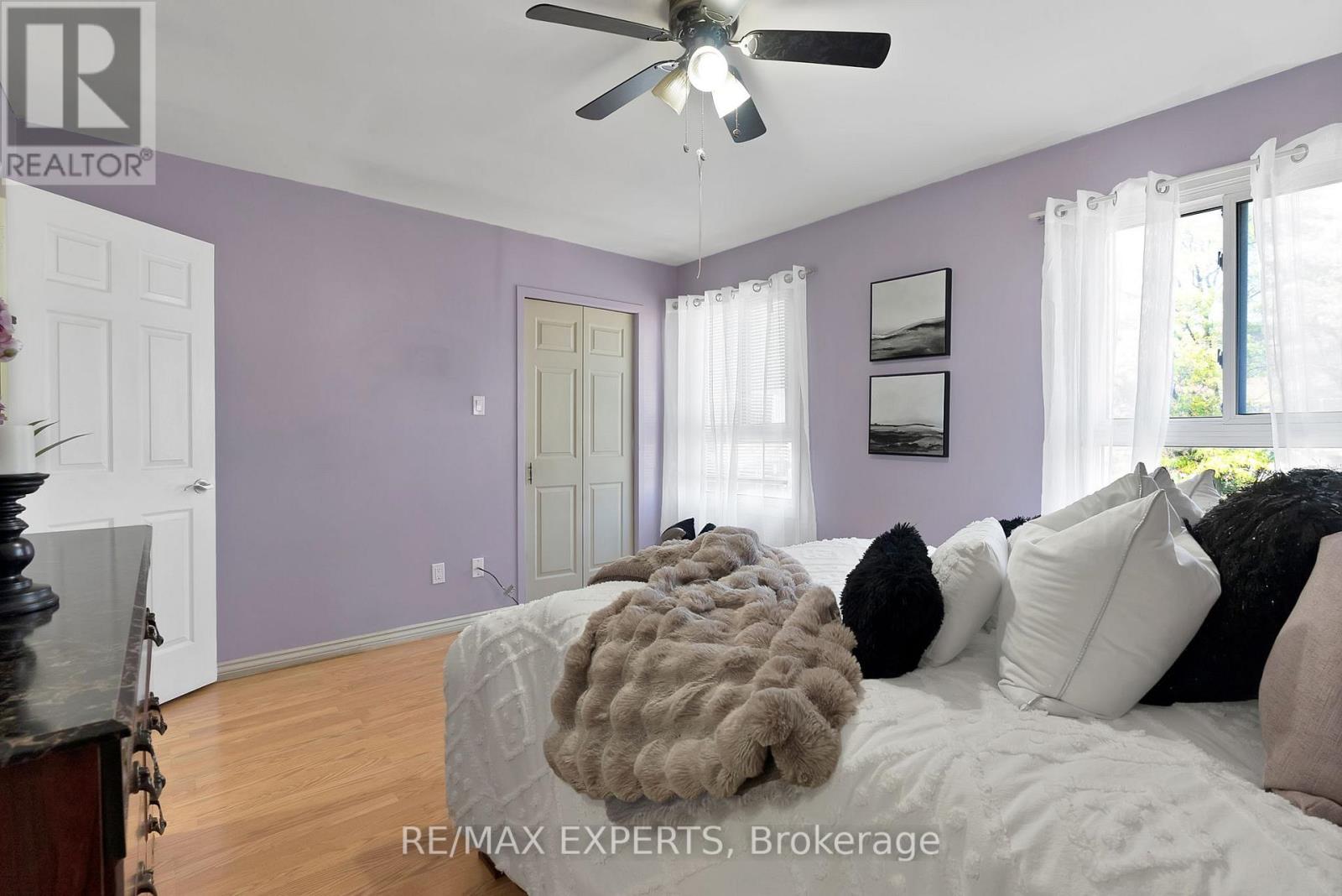 56 San Marino Way, Toronto (Glenfield-Jane Heights), Ontario  M3N 2Y3 - Photo 21 - W12448829