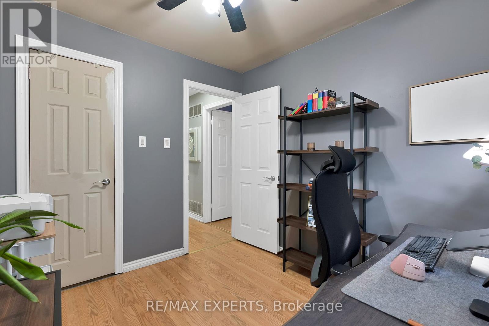56 San Marino Way, Toronto (Glenfield-Jane Heights), Ontario  M3N 2Y3 - Photo 28 - W12448829