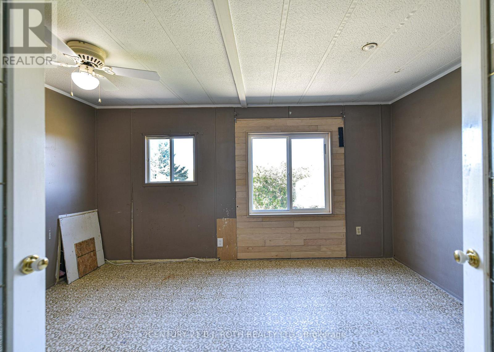 19 Claremont Crescent, Oro-Medonte, Ontario  L3V 0P9 - Photo 22 - S12449624