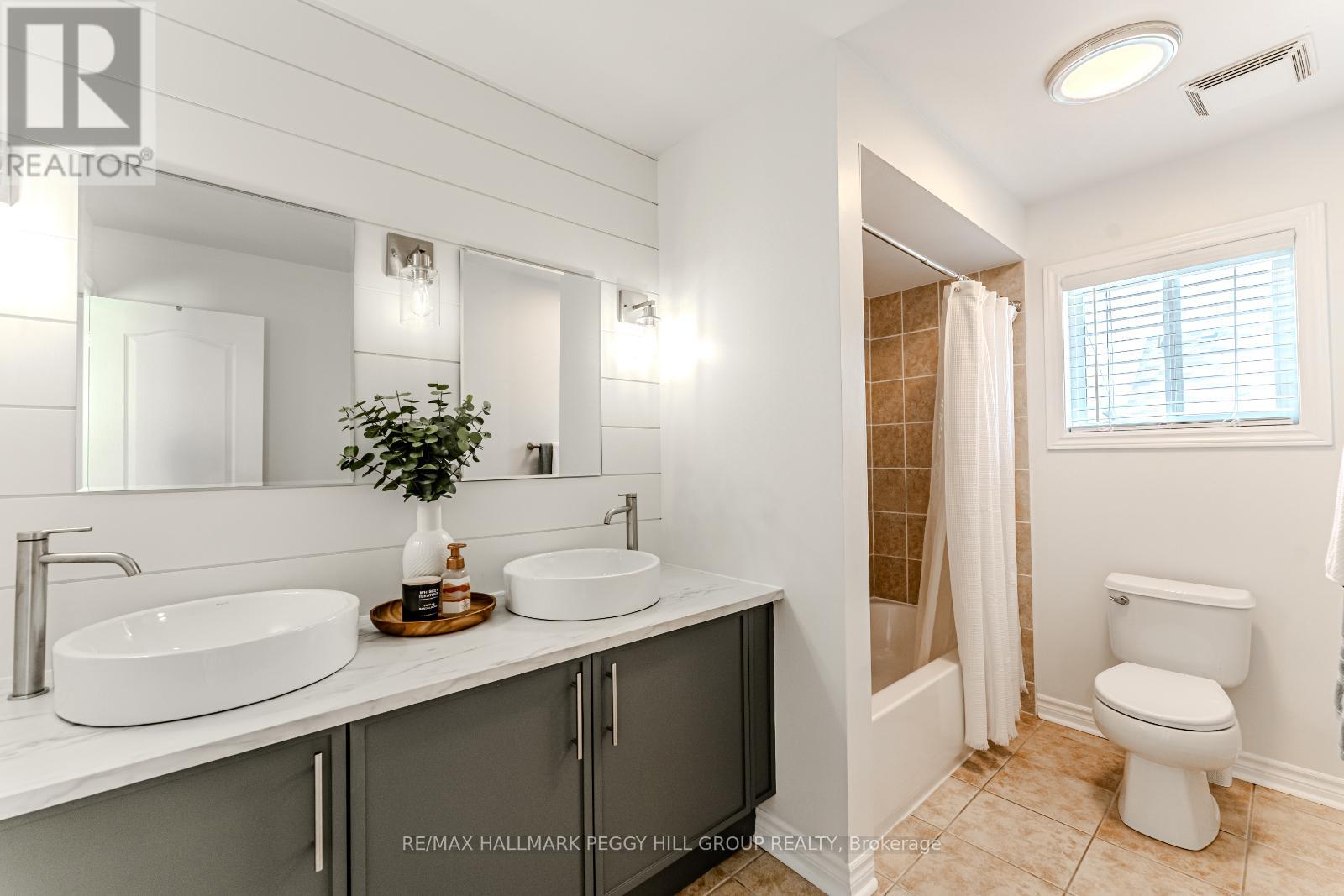 14 Regina Road, Barrie, Ontario  L4M 7J1 - Photo 15 - S12449707