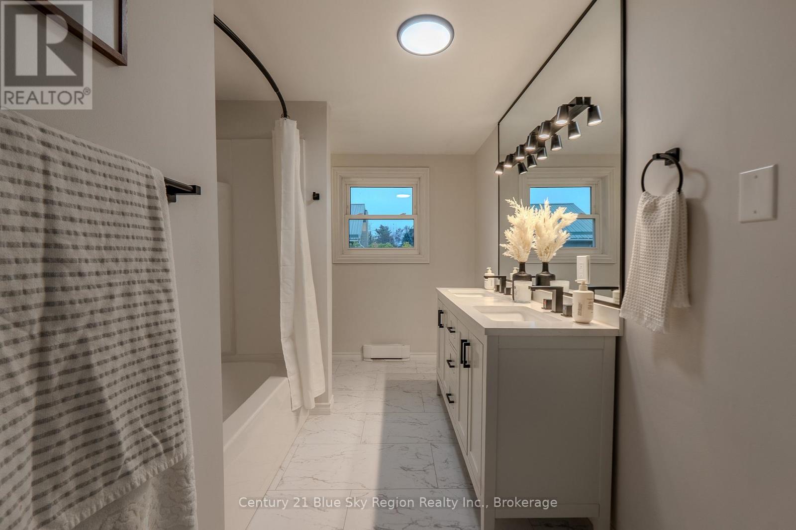 444 Lansdowne Street E, Callander, Ontario P0H 1H0 - Photo 26 - X12449847