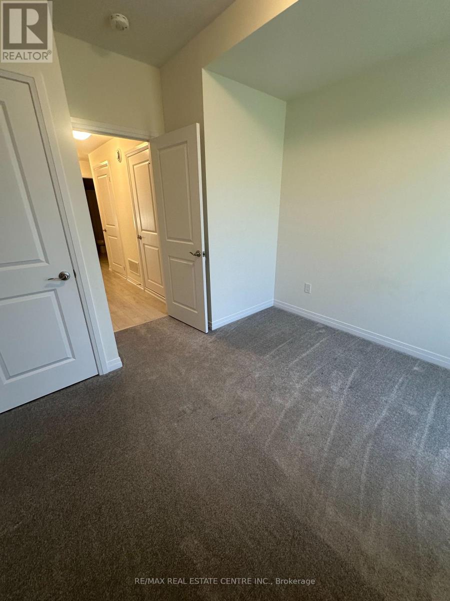 E11 - 261 Woodbine Avenue, Kitchener, Ontario  N2R 0S7 - Photo 20 - X12442009